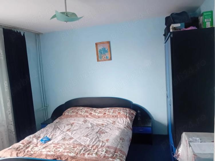 Apartament cu 2 camere decomandat în Precista