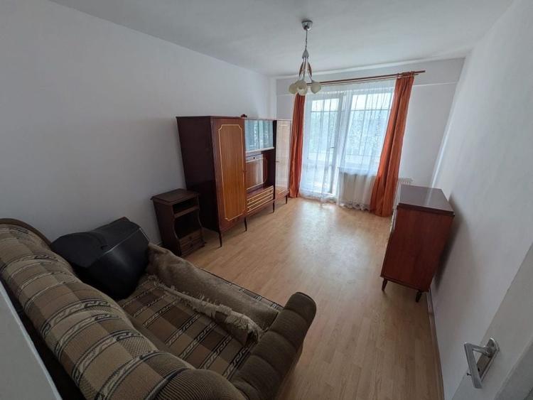 Apartament cu 2 camere decomandat în Tudor
