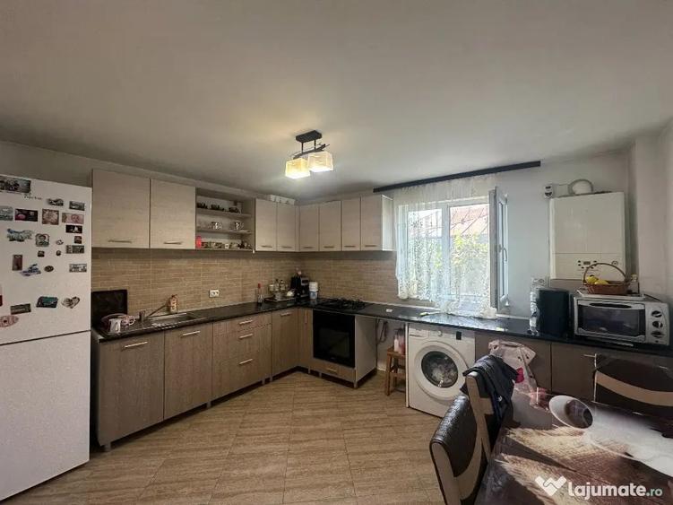 Casă cu 3 camere cu Teren 347 Mp în Chițorani