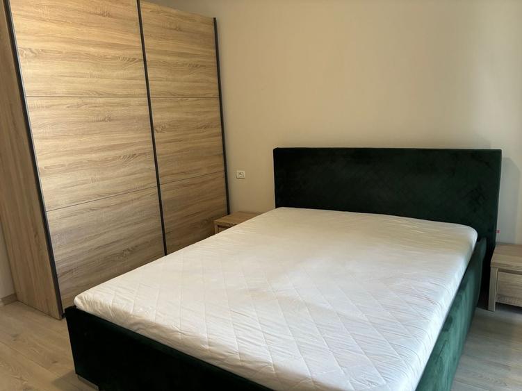 Apartament cu 2 camere decomandat, mobilat în Spitalul Județean