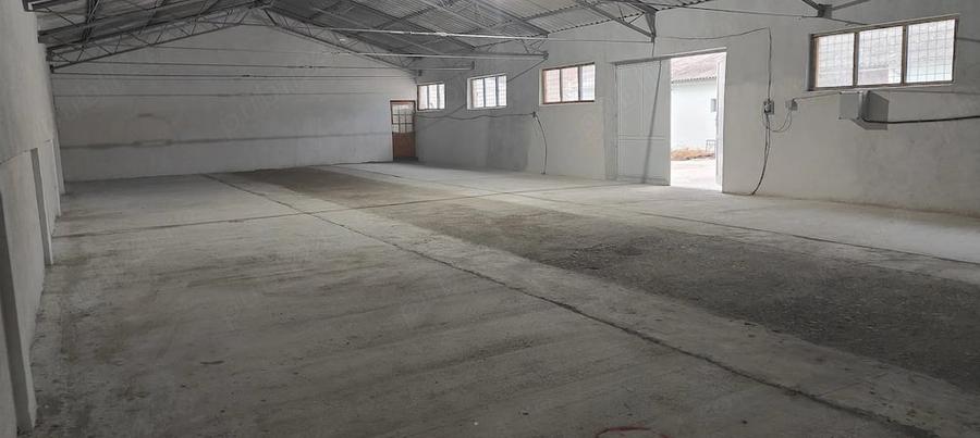 Spațiu comercial, în Central