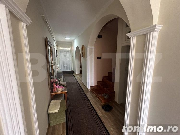 Casă cu 4 camere cu Teren 250 Mp în Rogerius