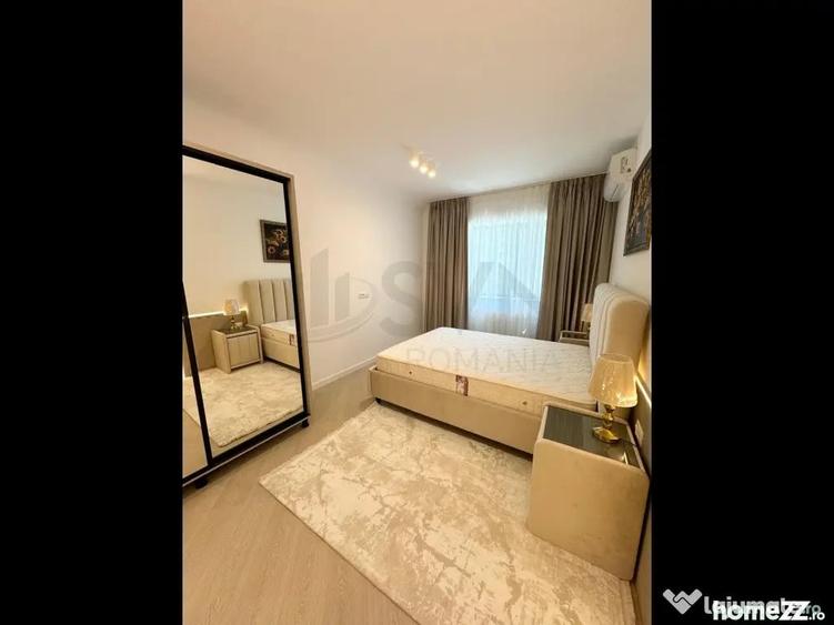 Apartament cu 3 camere semidecomandat în Herăstrău