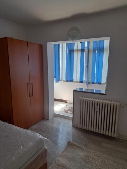 Apartament cu 2 camere decomandat în Sud