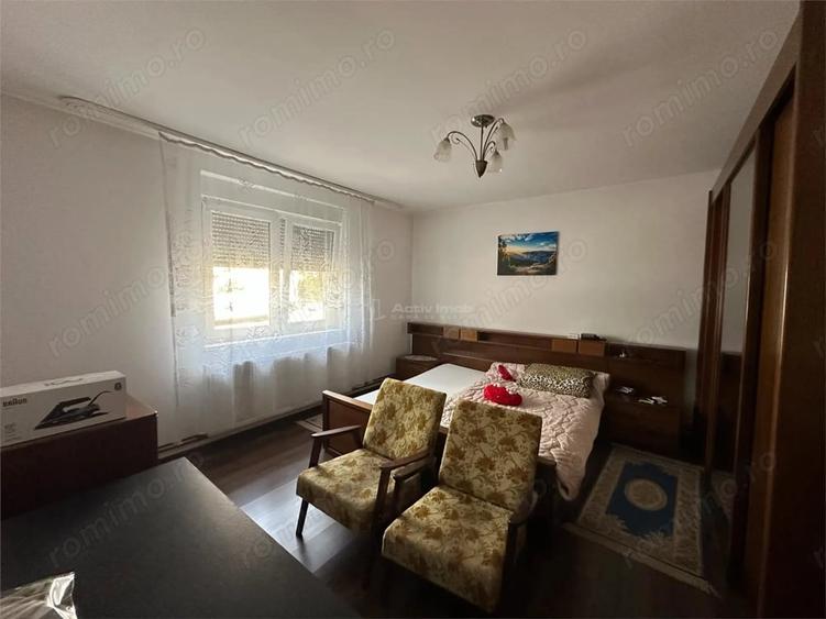 Casă cu Teren 1438 Mp în Central
