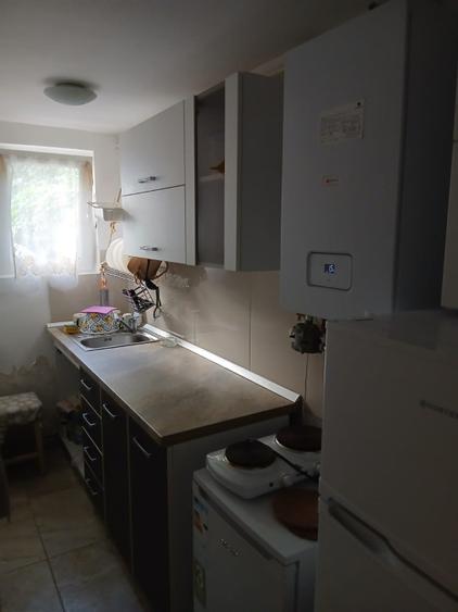 Garsonieră decomandată în Cișmigiu