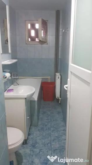 Apartament cu 2 camere nedecomandat în Central