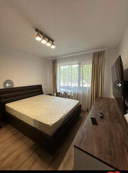 Apartament cu 3 camere decomandat în Tătărași