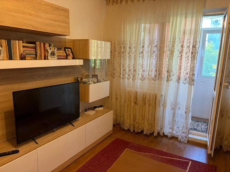 Apartament cu 2 camere semidecomandat în Zimbru