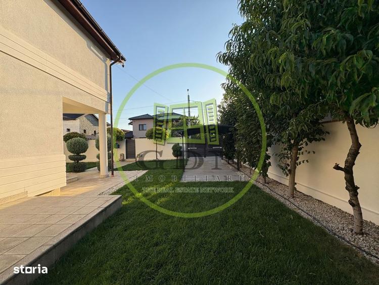 Casă cu 4 camere cu Canalizare în Lăpuș Argeș