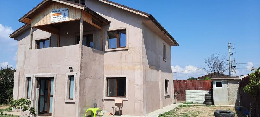 Casă individuală cu 6 camere cu Canalizare în Cumpăna