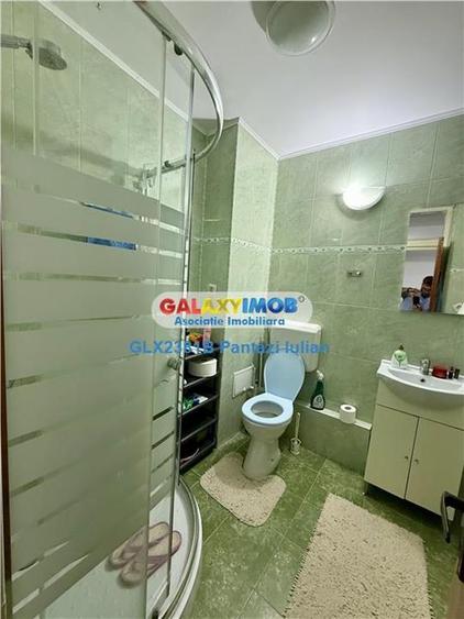 Apartament cu 3 camere semidecomandat, mobilat în Gorjului