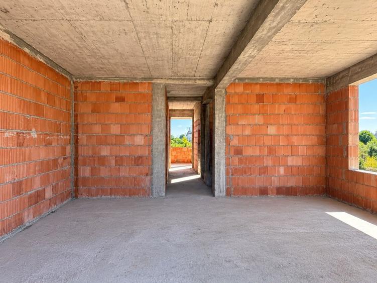 Casă individuală cu 5 camere cu Canalizare în Centura
