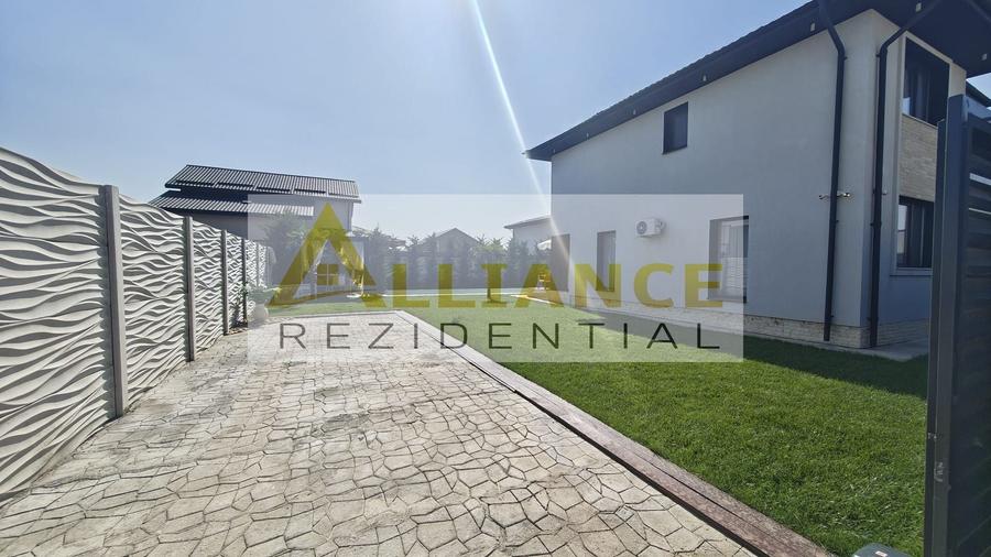 Casă individuală cu 4 camere cu Piscina în Berceni