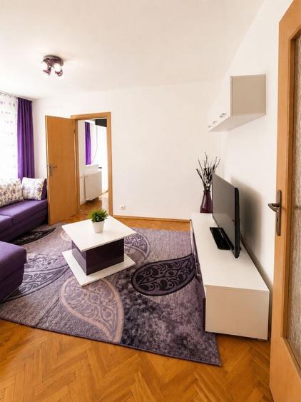 Apartament cu 2 camere nedecomandat în Central