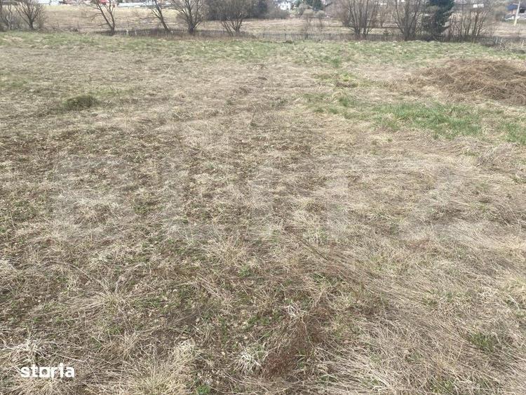 Teren de 4047 mp, în Central