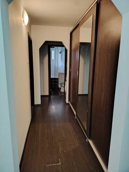 Apartament cu 2 camere decomandat în Exterior Vest