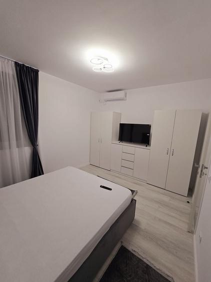 Apartament cu 2 camere decomandat, mobilat în Doamna Ghica