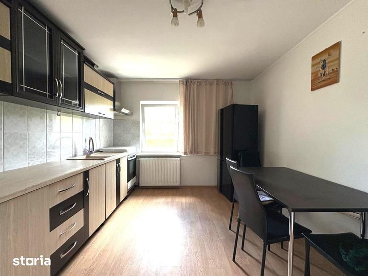 Apartament cu 3 camere decomandat în Porolissum