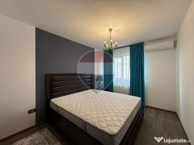 Apartament cu 4 camere decomandat în Titan