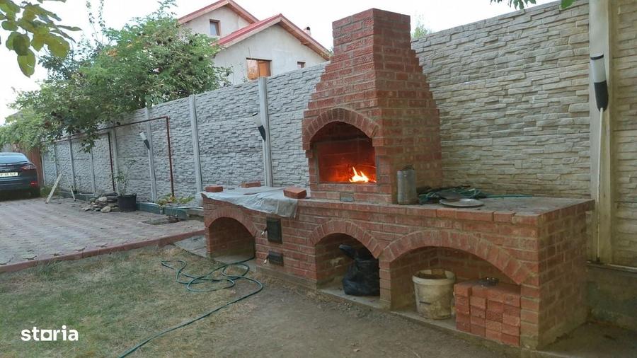 Casă cu 4 camere cu Teren 166 Mp în Central