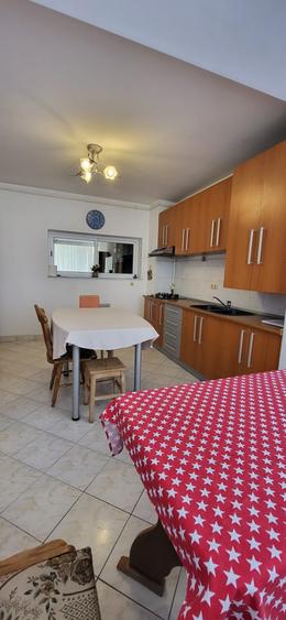 Apartament cu 2 camere, mobilat în Bună Ziua