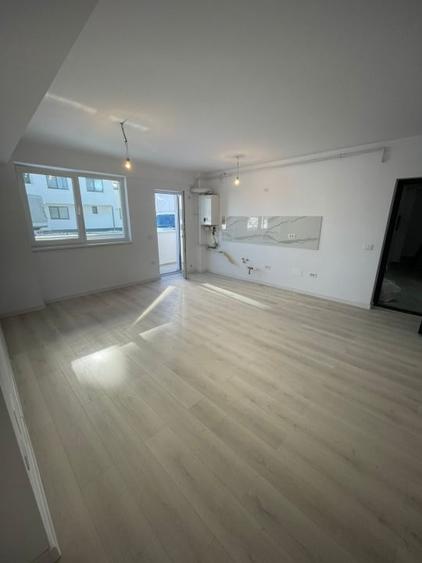 Apartament cu 2 camere decomandat în Pielești