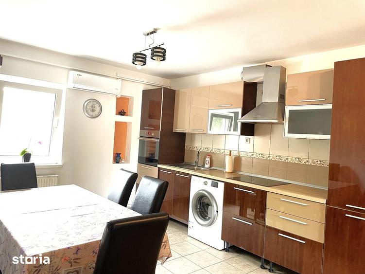Apartament cu 3 camere decomandat în Tolstoi