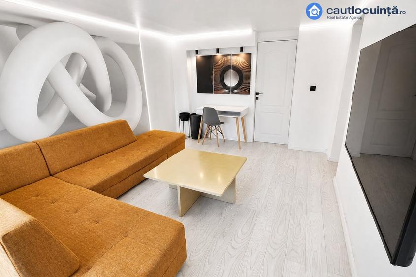 Apartament cu 2 camere semidecomandat, mobilat în P-ța Romană