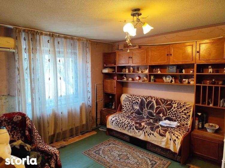 Apartament cu 2 camere semidecomandat, mobilat în Giurgiului