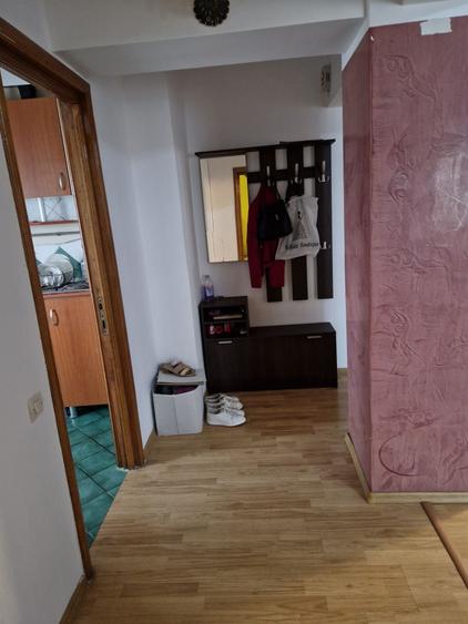 Apartament cu 2 camere decomandat în Voivodeni