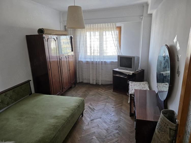 Apartament cu 3 camere decomandat în Exercițiu
