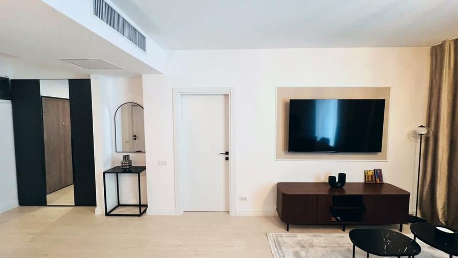 Apartament cu 2 camere, mobilat în Pipera