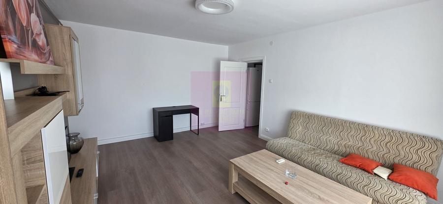 Apartament cu 2 camere decomandat în 13 Septembrie
