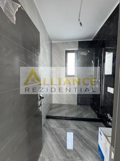 Casă individuală cu 4 camere decomandat cu Canalizare în Berceni