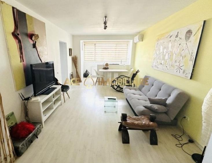 Apartament cu 3 camere decomandat, mobilat în Drumul Taberei