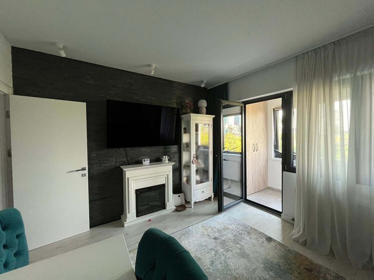 Apartament cu 3 camere decomandat, mobilat în Brâncoveanu