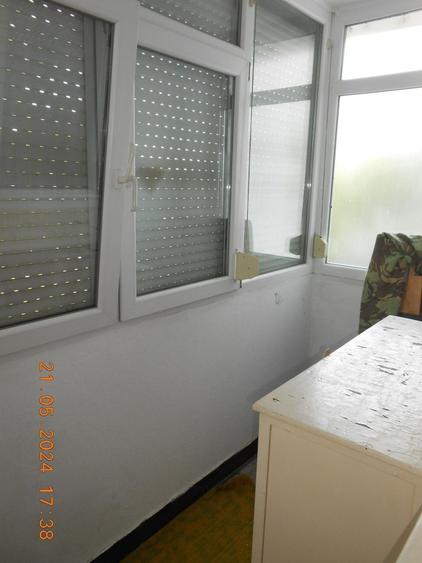 Apartament cu 3 camere decomandat în Calea Galați