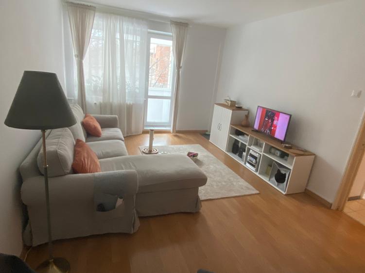 Apartament cu 2 camere semidecomandat în Titan