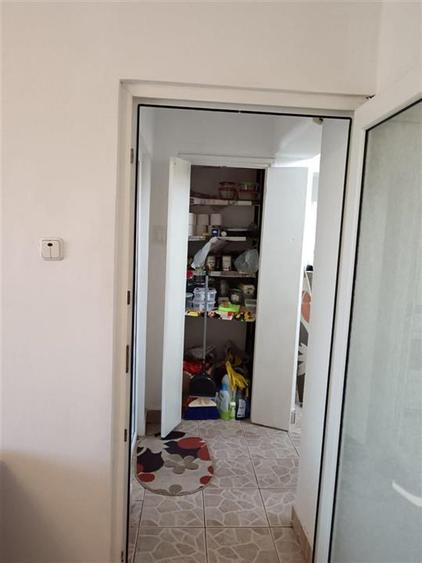 Apartament cu 3 camere decomandat, mobilat în Gară