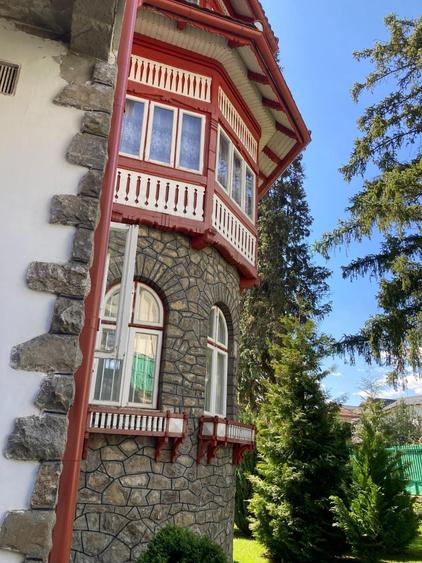 Casă cu 12 camere cu Canalizare în Bușteni