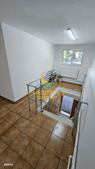 Spațiu comercial, de 200 mp, în Central