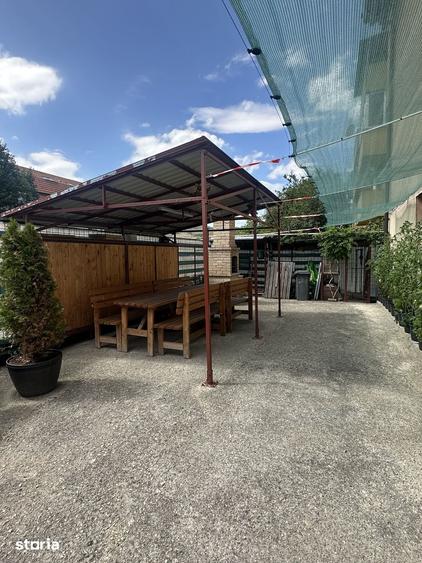 Apartament cu 4 camere în Florești