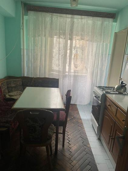 Apartament cu 3 camere decomandat în Mărăști