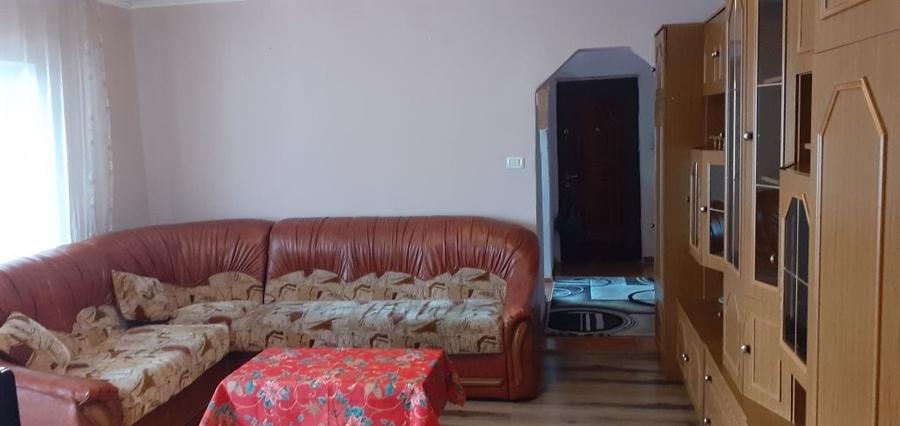 Apartament cu 2 camere semidecomandat în Confecții