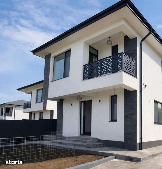Casă cu 4 camere cu Teren 400 Mp în Tomești