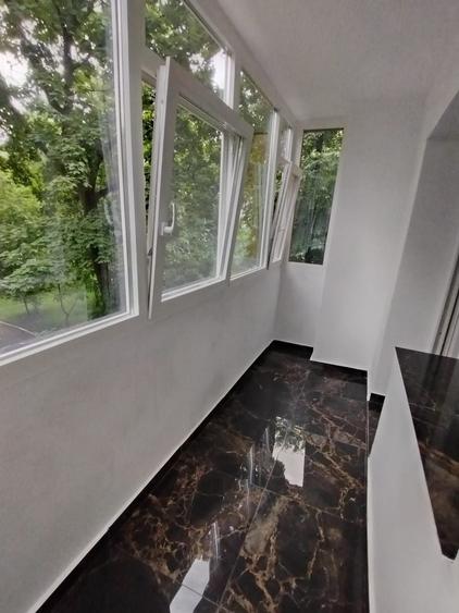Apartament cu 3 camere decomandat în Tătărași