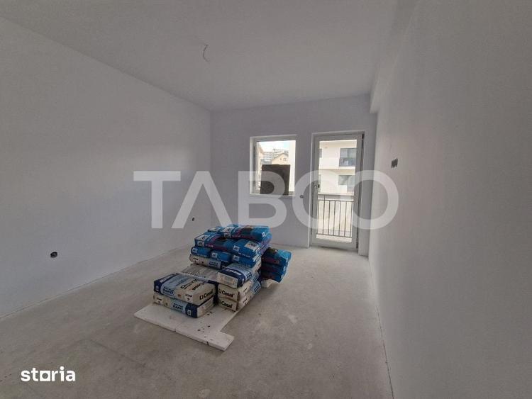 Apartament cu 3 camere decomandat în Șelimbăr — fotografia 2