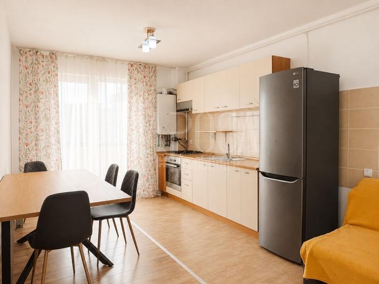 Apartament cu 2 camere semidecomandat în Florești