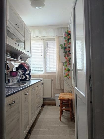 Apartament cu 2 camere semidecomandat în Micro 6